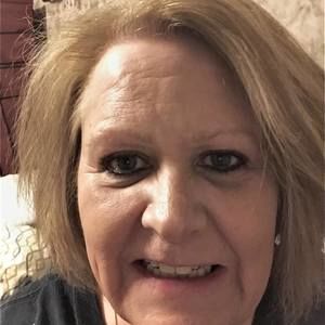 Meet your Posher, Lesa